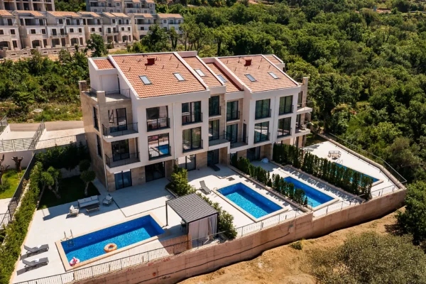 Poljana Olive Homes 4-bedroom Townhouse Rezevici A1